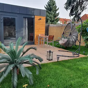 Апартаменты Lane Tiny Homes, Nahe Messe